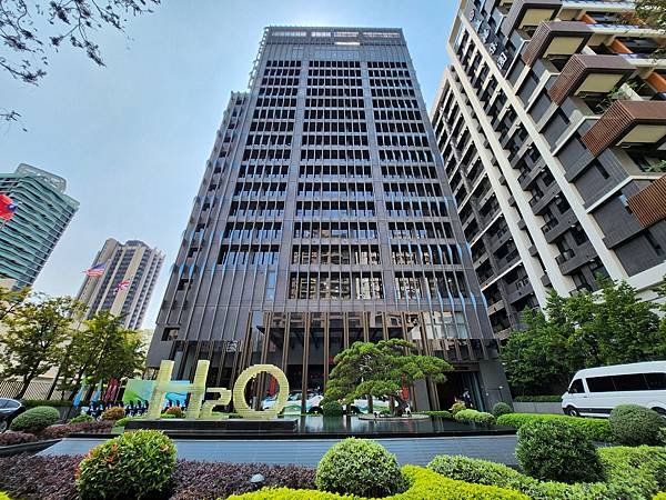 高雄市H₂O Hotel 水京棧國際酒店：外觀+健身房 (1).jpg