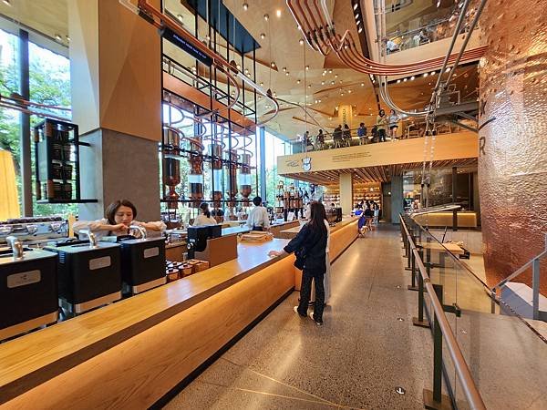 日本東京都STARBUCKS RESERVE® ROASTERY TOKYO (36).jpg