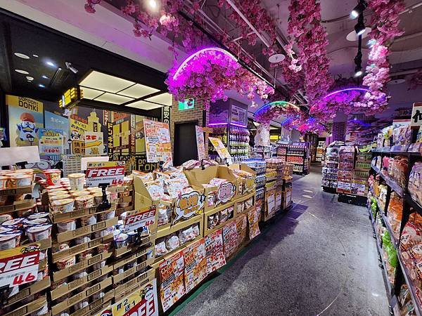 台北市DON DON DONKI 西門店 (17).jpg