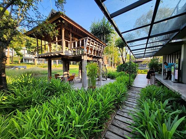 泰國清邁Veranda High Resort Chiang Mai：晚餐餐廳 (9).jpg