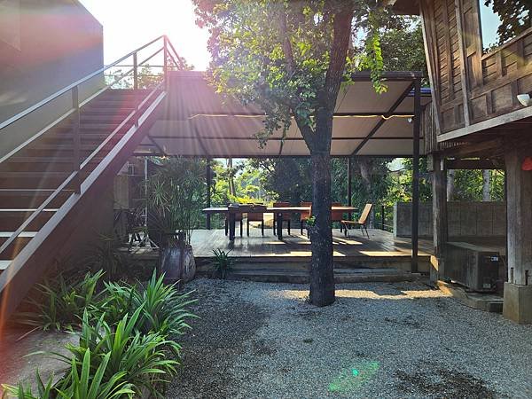 泰國清邁Veranda High Resort Chiang Mai：晚餐餐廳 (11).jpg