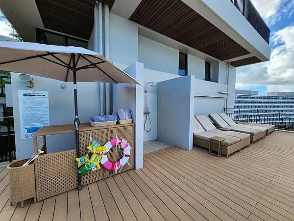 日本沖縄県MB Gallery Chatan by The Terrace Hotels：Rooftop Pool (35).jpg