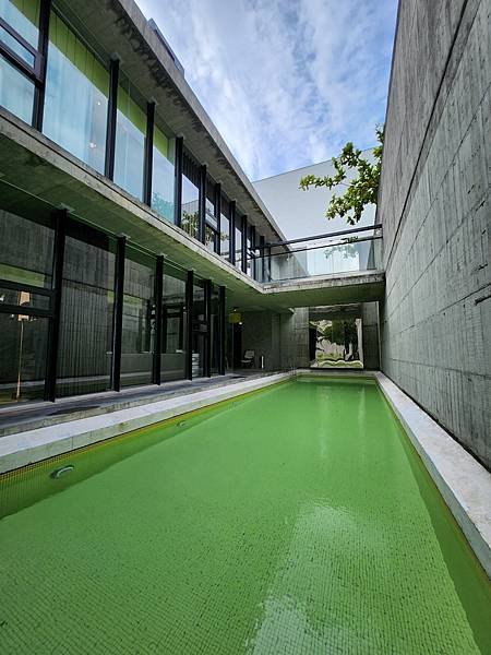 宜蘭縣冬山鄉Neverland 光之樹：外觀+泳池 (7).jpg