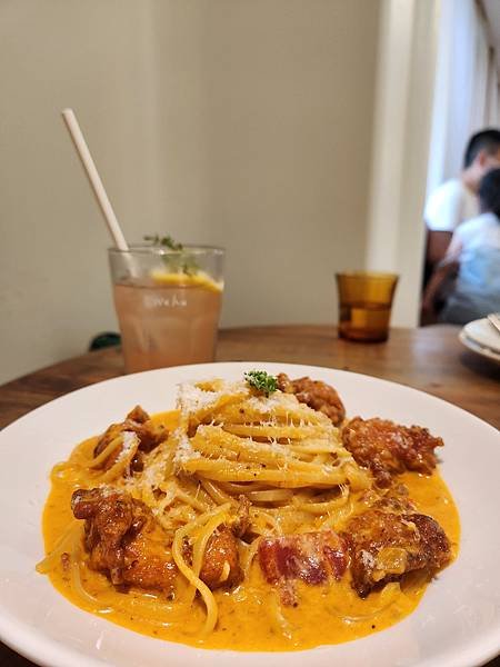 台北市waku+  burger pasta cafe (8).jpg