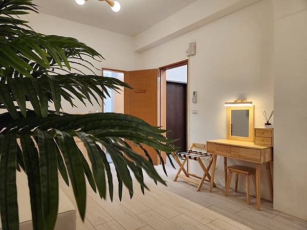 宜蘭縣壯圍鄉生生園The Wild(樂彎腰)：ROOM 3F GIRAFFE (1).jpg