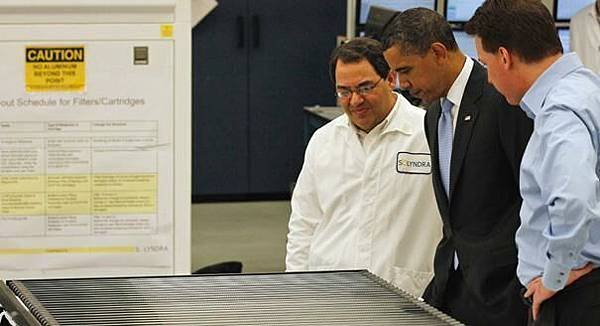 110714_solyndra_obama_ap10052613473