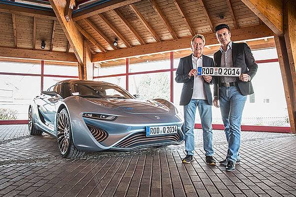 甫在今年日內瓦車展亮相的Quant e-Sportlimousine，日前已獲得歐盟許可，將開始進行道路測試。