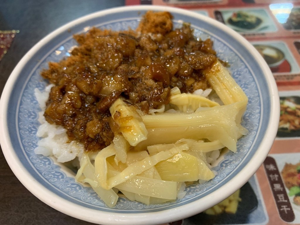 珍味冬粉鴨-珍味焢肉飯 赤肉羹＊台中北屯