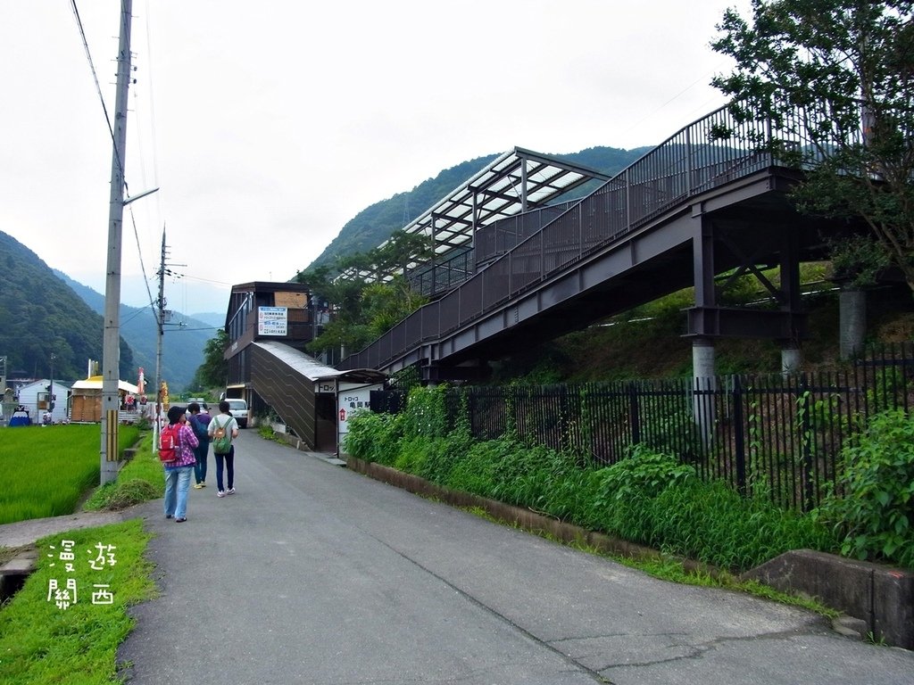 慢遊關西(6)京都車站至嵐山，搭乘嵯峨野觀光鐵道/嵯峨野觀光