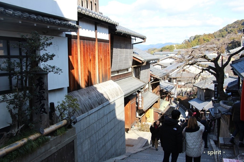 親子冬遊京阪(15)｜京都景點－產寧坂／三年坂、梅園(みたら