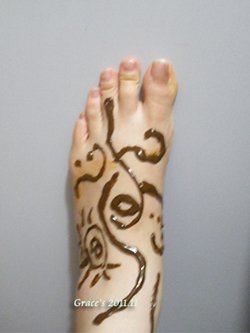 Henna-grace-2.jpg