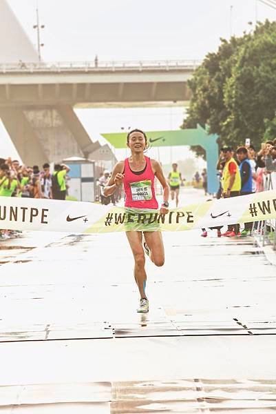 Nike運動員謝千鶴蟬聯三年Nike Women’s Half Marathon-Taipei冠軍