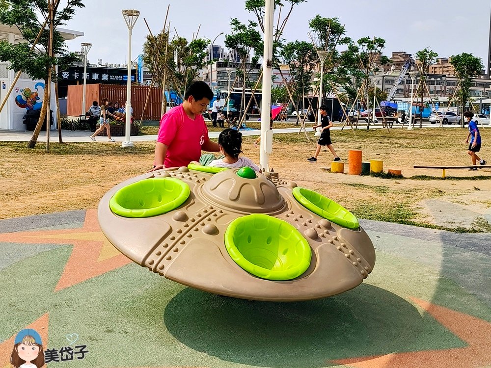 高雄機器人公園5-2.jpg