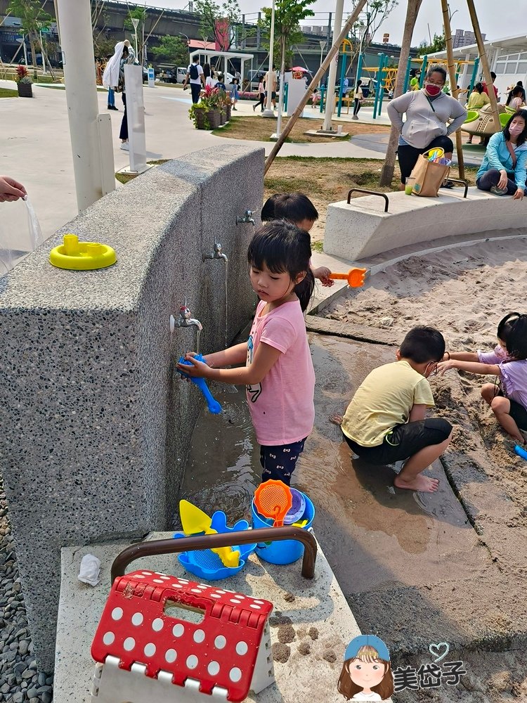 高雄機器人公園5-6.jpg