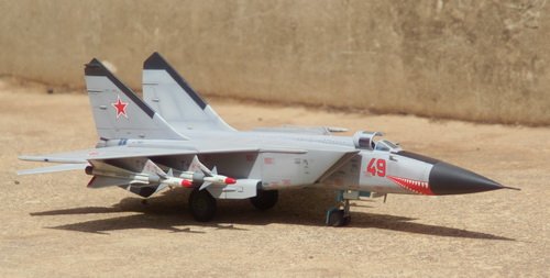 MIG25-4.jpg