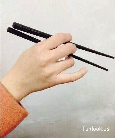 從拿筷子方式，來看你是哪一種人!! 4