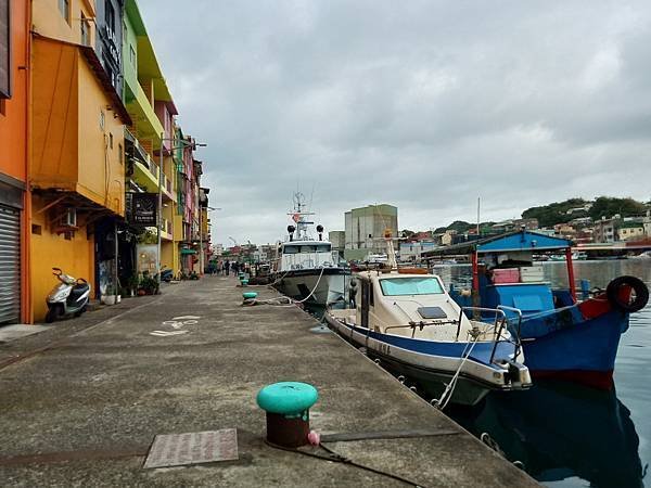 基隆正濱漁港彩色屋