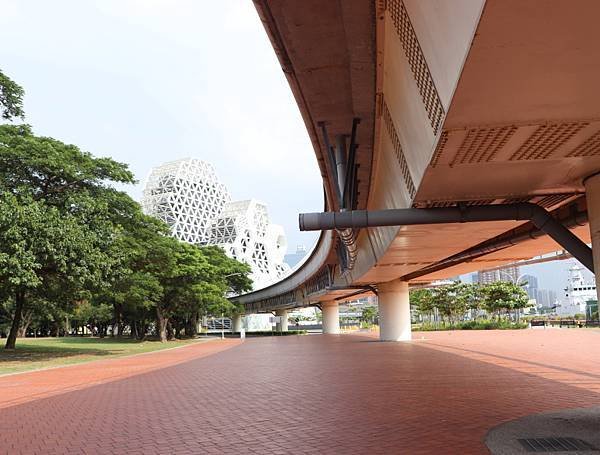 高雄大港橋開合秀