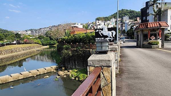 【台北賞櫻景點】東湖樂活公園賞櫻&amp;內溝溪步道粉嫩浪漫櫻花