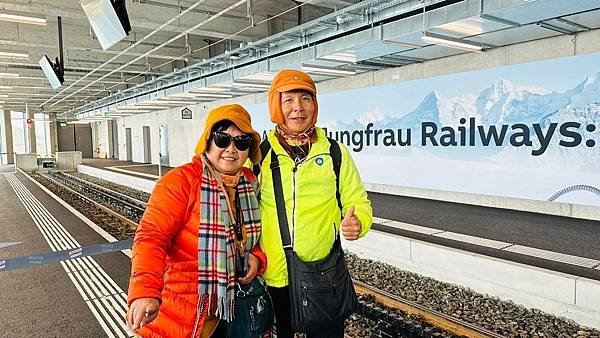 歐洲德瑞人間仙境15天深度之旅(九) 瑞士少女峰~~有歐洲之