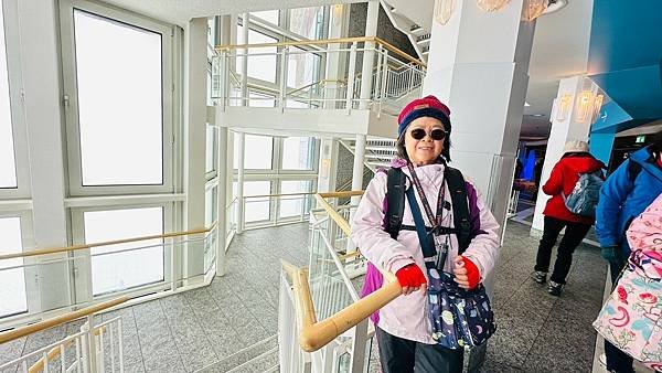 歐洲德瑞人間仙境15天深度之旅(九) 瑞士少女峰~~有歐洲之