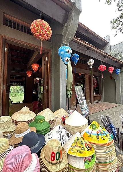 北中南越全覽12日(七) 北越雙龍灣之陸龍灣~~夜宿下龍灣