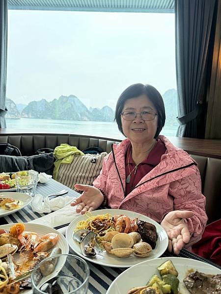 北中南越全覽12日(八)北越下龍灣&amp;國賓二號遊船