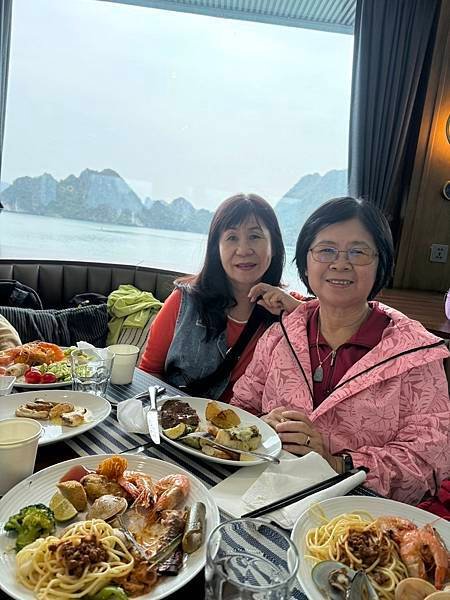 北中南越全覽12日(八)北越下龍灣&amp;國賓二號遊船