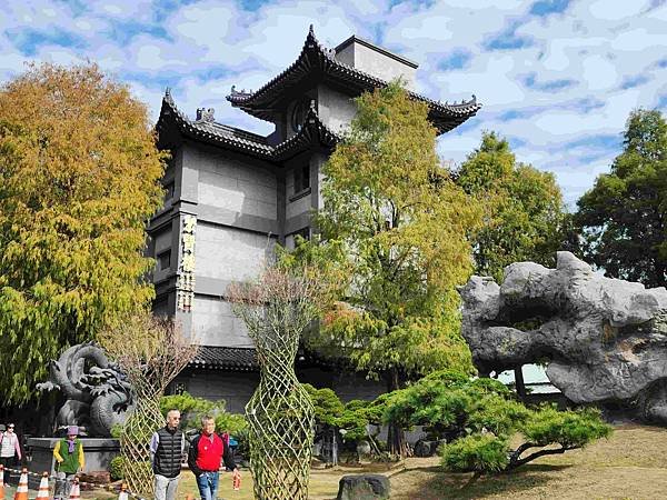 台南楠西玄空法寺~~奇石雕塑石林鐘乳石到處讓人驚嘆連連