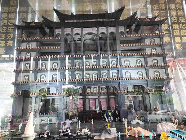台南楠西玄空法寺~~奇石雕塑石林鐘乳石到處讓人驚嘆連連