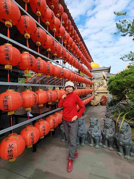台南楠西玄空法寺~~奇石雕塑石林鐘乳石到處讓人驚嘆連連