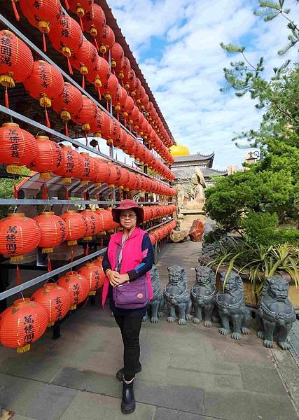 台南楠西玄空法寺~~奇石雕塑石林鐘乳石到處讓人驚嘆連連