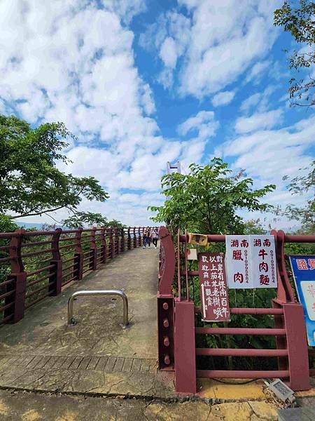 台南楠西玄空法寺~~奇石雕塑石林鐘乳石到處讓人驚嘆連連