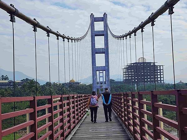 台南楠西玄空法寺~~奇石雕塑石林鐘乳石到處讓人驚嘆連連