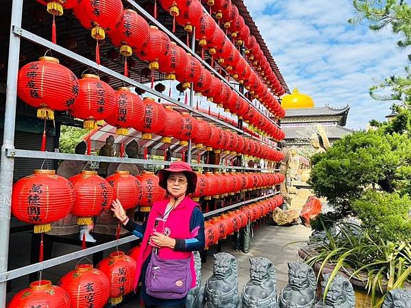 台南楠西玄空法寺~~奇石雕塑石林鐘乳石到處讓人驚嘆連連