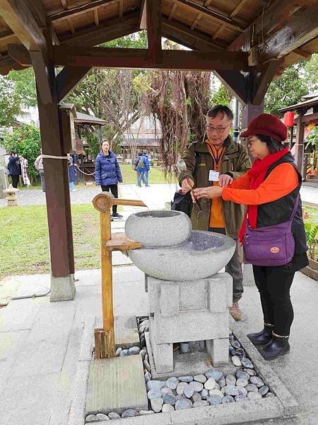 搭乘花蓮郵輪式公車303B(一)吉安慶修院