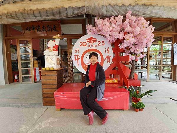 搭乘花蓮郵輪式公車303B(一)吉安慶修院