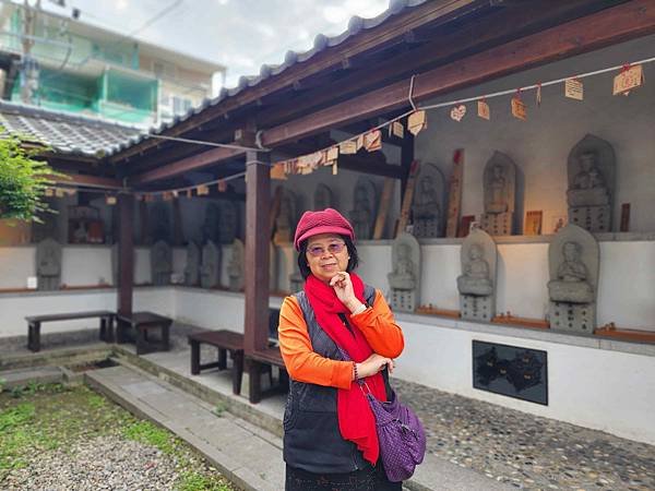 搭乘花蓮郵輪式公車303B(一)吉安慶修院
