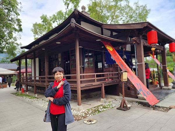 搭乘花蓮郵輪式公車303B(一)吉安慶修院