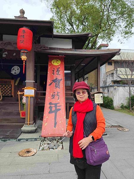 搭乘花蓮郵輪式公車303B(一)吉安慶修院