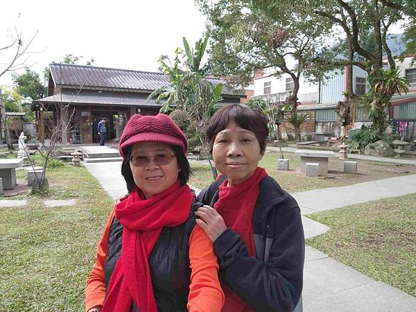 搭乘花蓮郵輪式公車303B(一)吉安慶修院