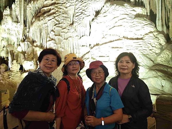 大陸精彩貴州之旅(二) 驚艷織金洞~~中國溶洞之王