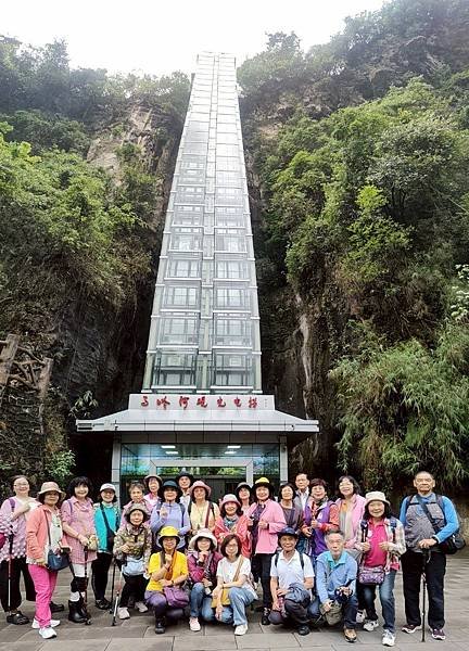 大陸精彩貴州之旅(三) 絕美的興義馬嶺河大峽谷