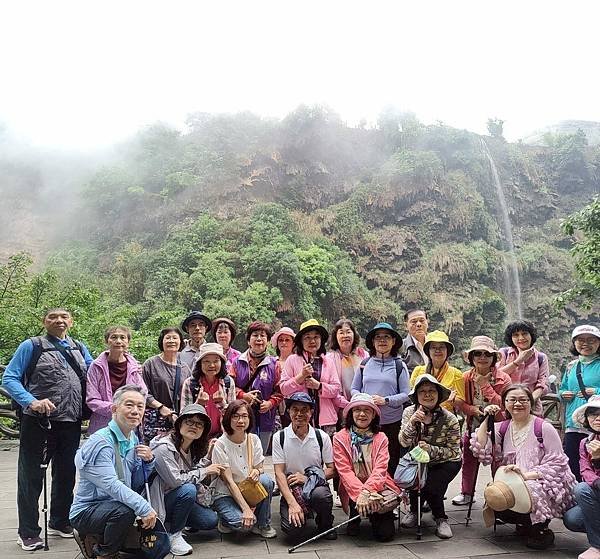 大陸精彩貴州之旅(三) 絕美的興義馬嶺河大峽谷