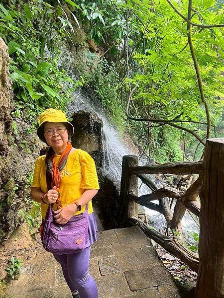 大陸精彩貴州之旅(三) 絕美的興義馬嶺河大峽谷