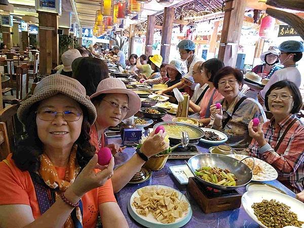 大陸精彩貴州之旅(九) 西江千戶苗寨
