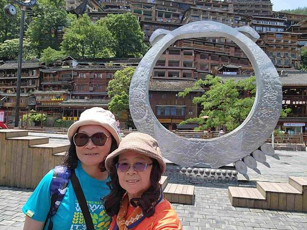 大陸精彩貴州之旅(九) 西江千戶苗寨