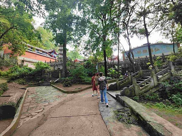 大陸精彩貴州之旅(十一) 神遊梵淨山&amp;黔靈山公園