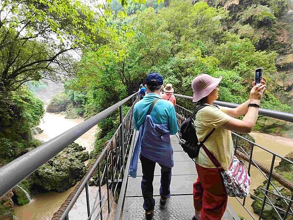 大陸精彩貴州之旅(三) 絕美的興義馬嶺河大峽谷