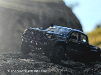 &lt;1/64模型車開箱&gt; Toyota Tacoma TRD 